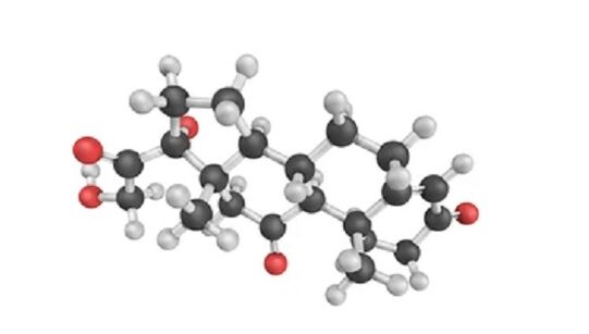 Fungent obsahuje hydrokortizón